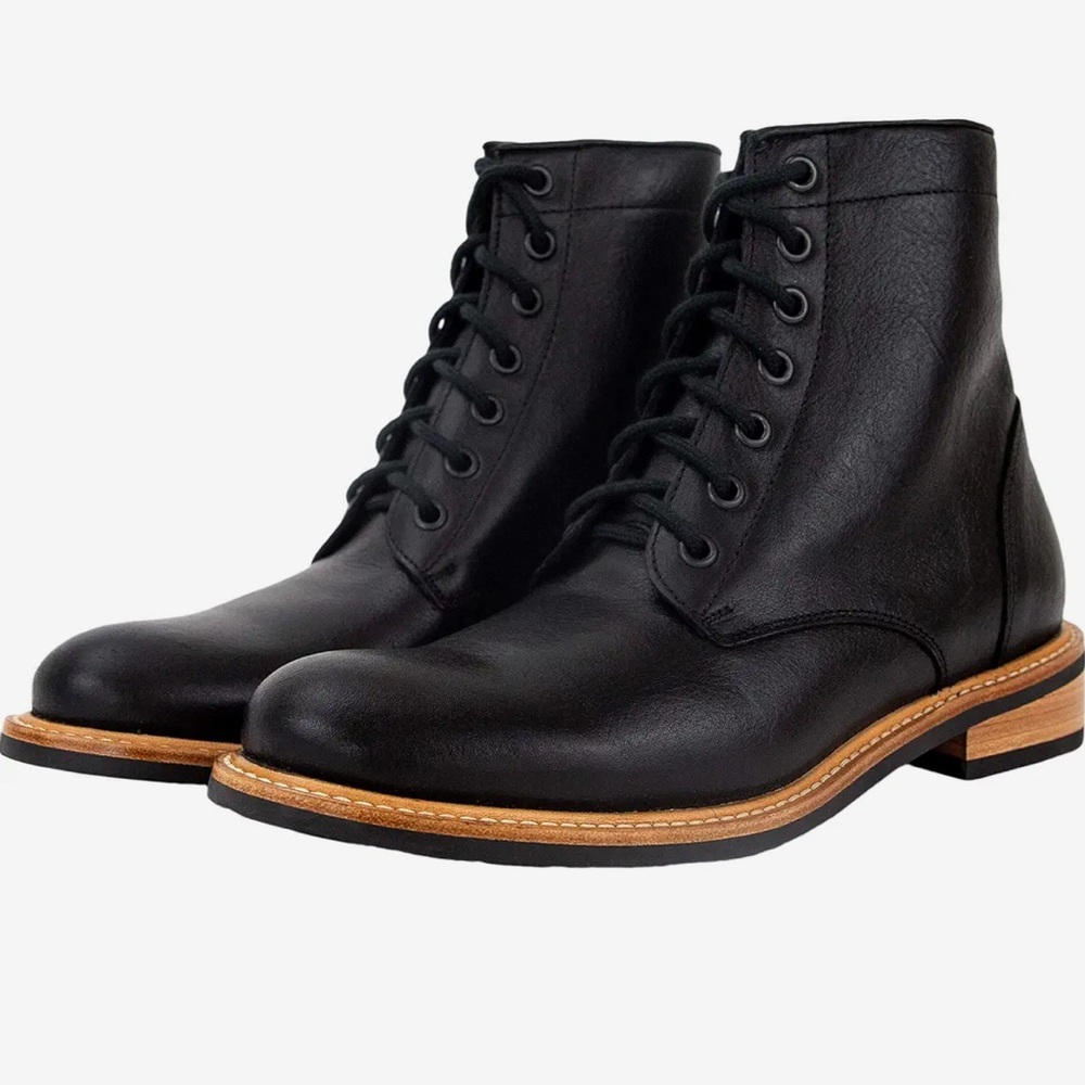Nisolo Black Lace Up Boots